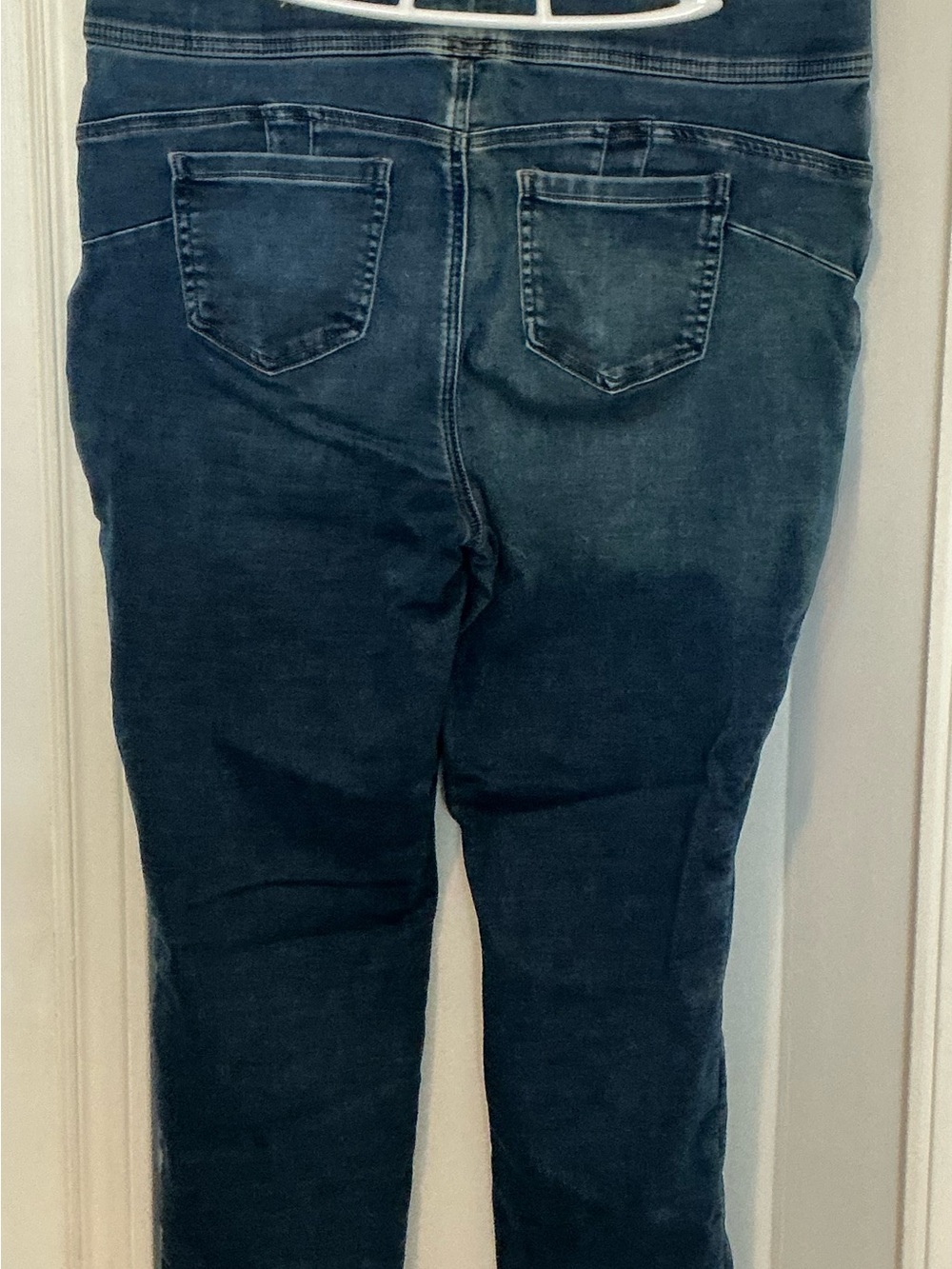 Ricki’s Women's Skinny Jeans in Dark Blue Wash - Picture 2 of 4